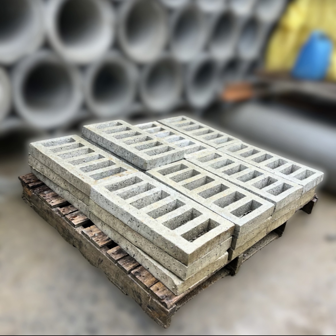 Blocos de concreto estruturais em área externa